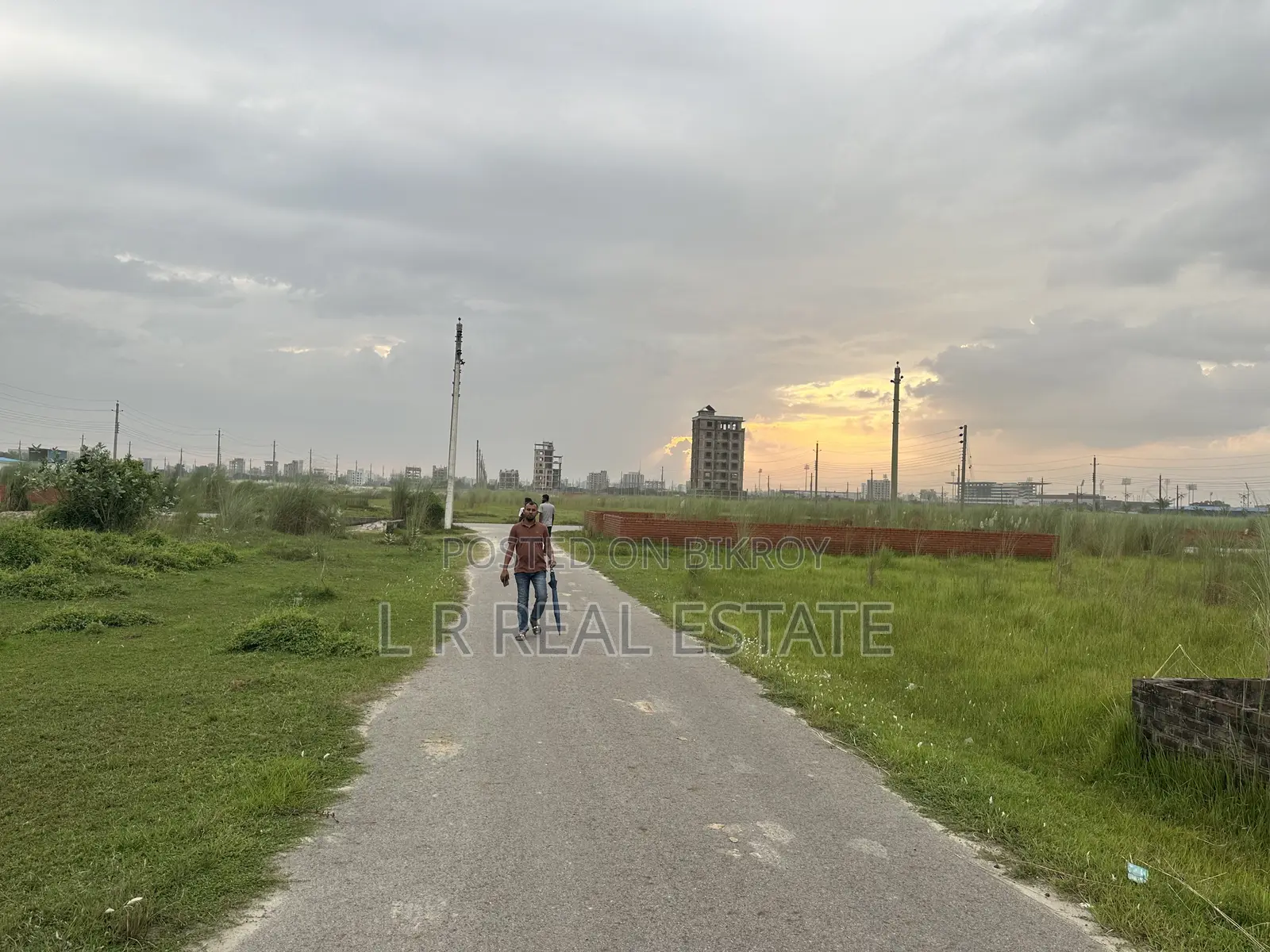P- Block,3-Katha,south-Face,bashundhara R/A