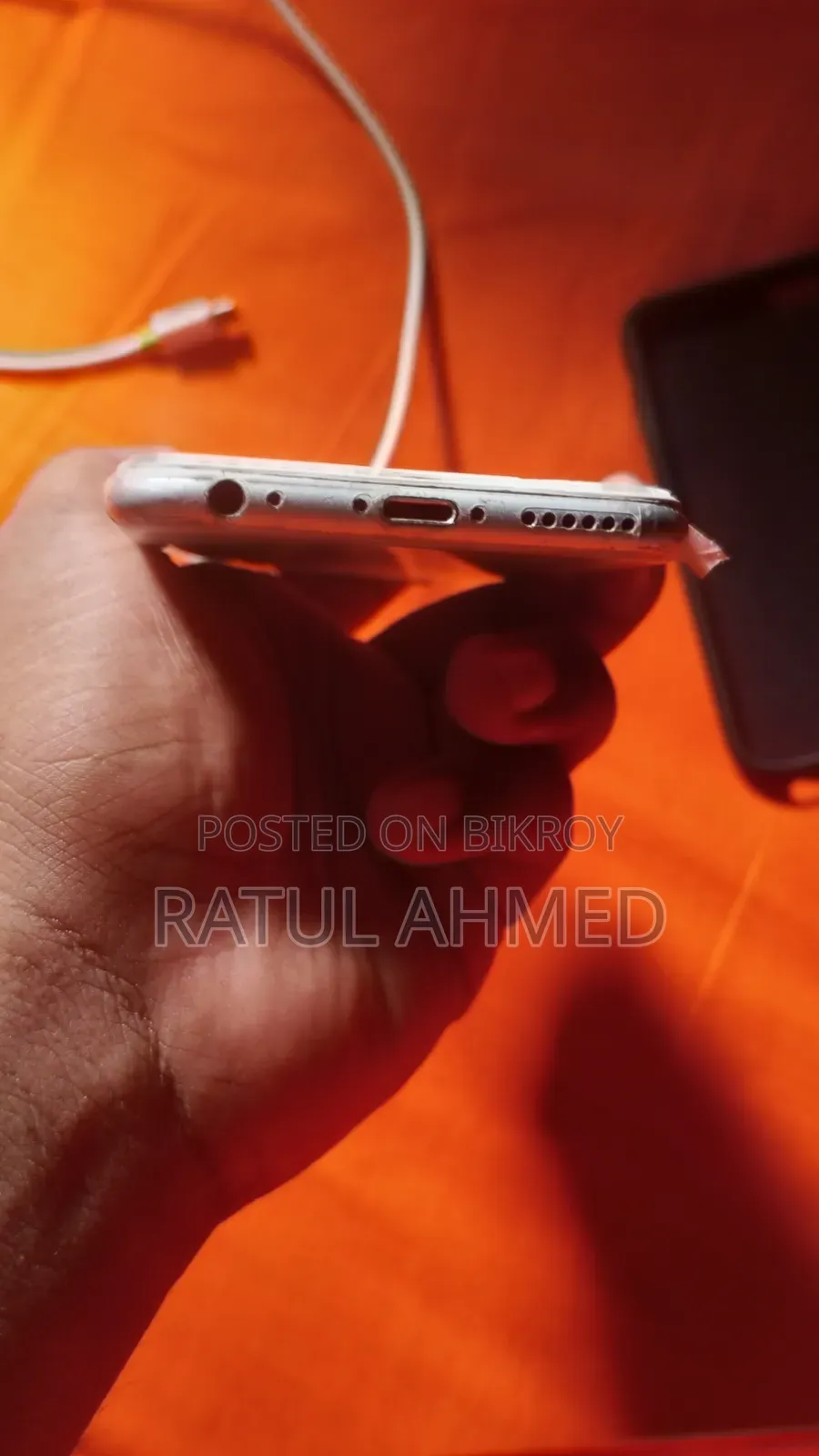 Apple iPhone 6s 64 GB White