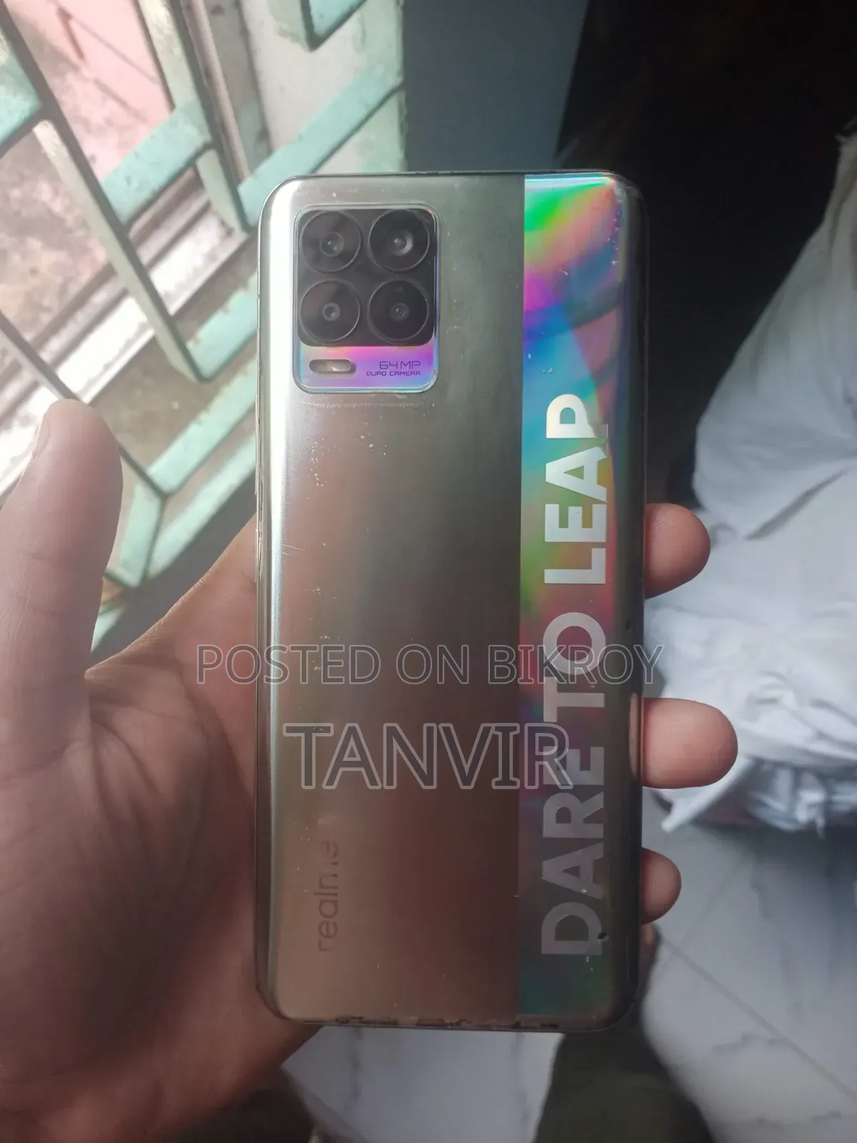 Realme 128 GB Silver
