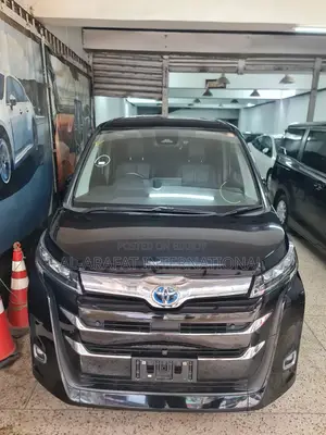 Toyota Noah 2022 Black