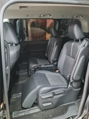 Toyota Noah 2022 Black