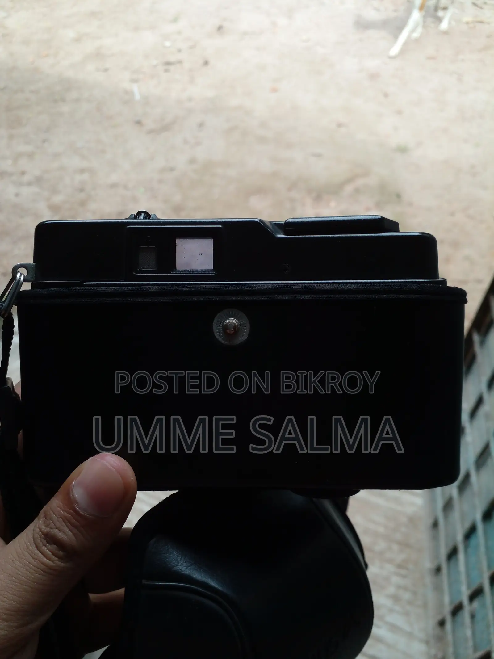 Yashica MF-2 Super Is a Simple, Lightweight 35mm Camera
