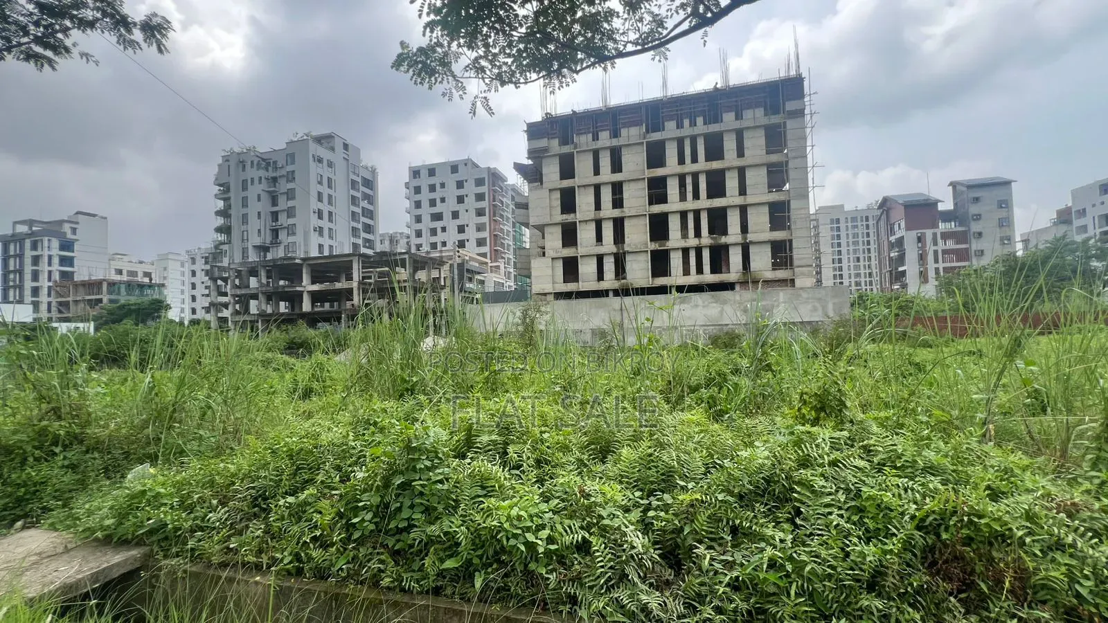 Block L, 10 Katha Corner Plot for Sale