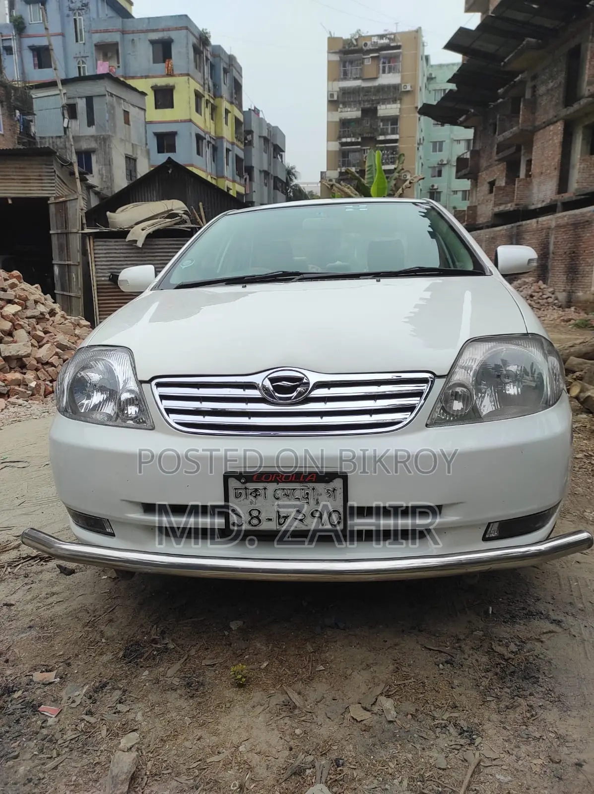 Toyota Corolla 2002 White