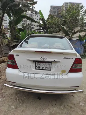 Toyota Corolla 2002 White