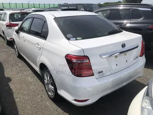Toyota Axio 2021 White