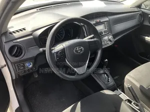 Toyota Axio 2021 White