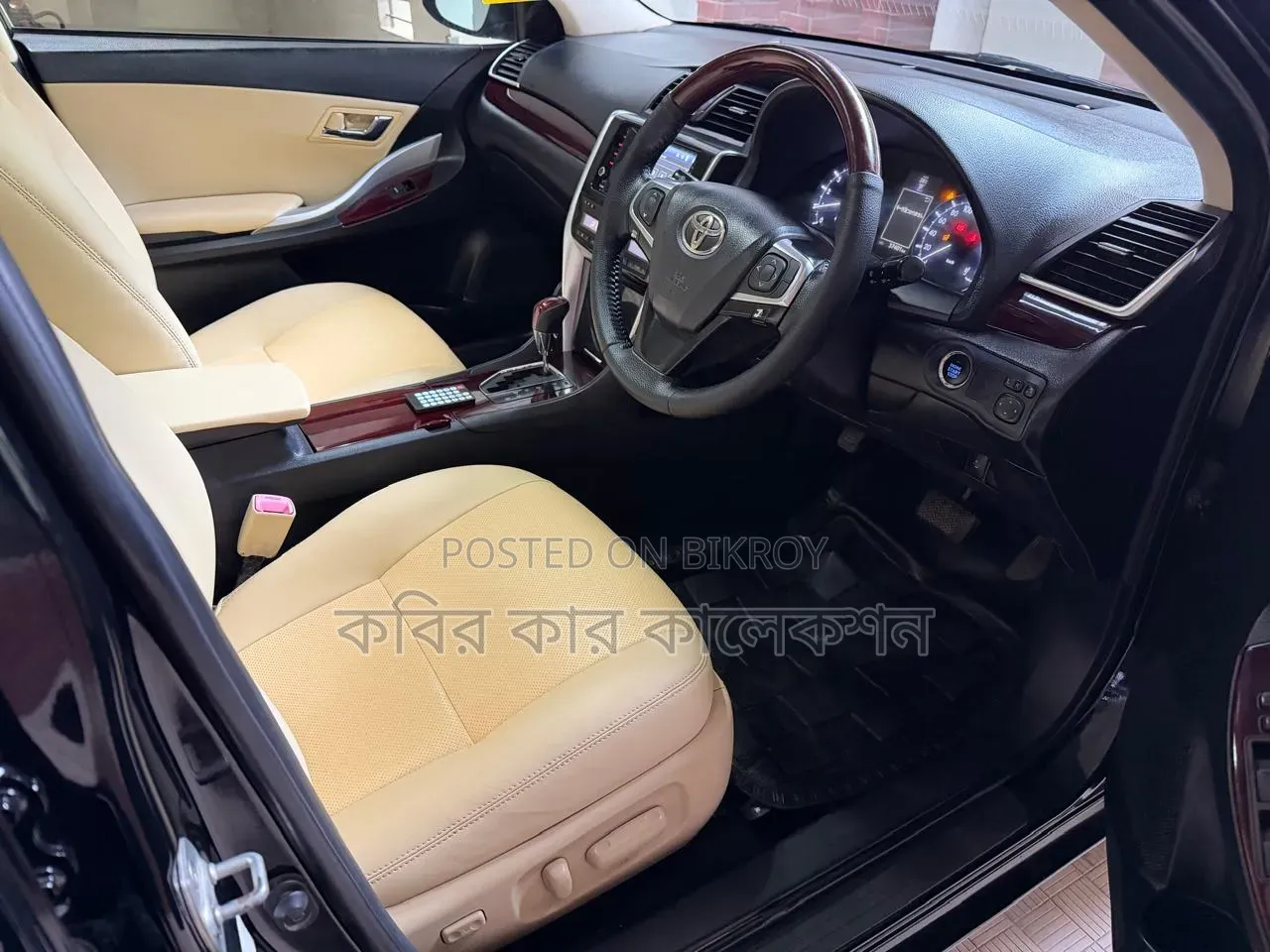 Toyota Premio 2016 Black