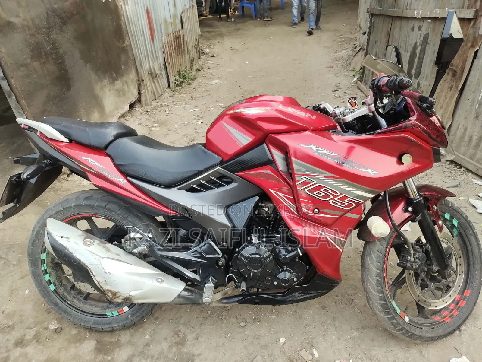 Lifan 2020 Red