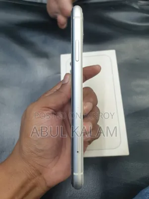 Apple iPhone 11 64 GB White