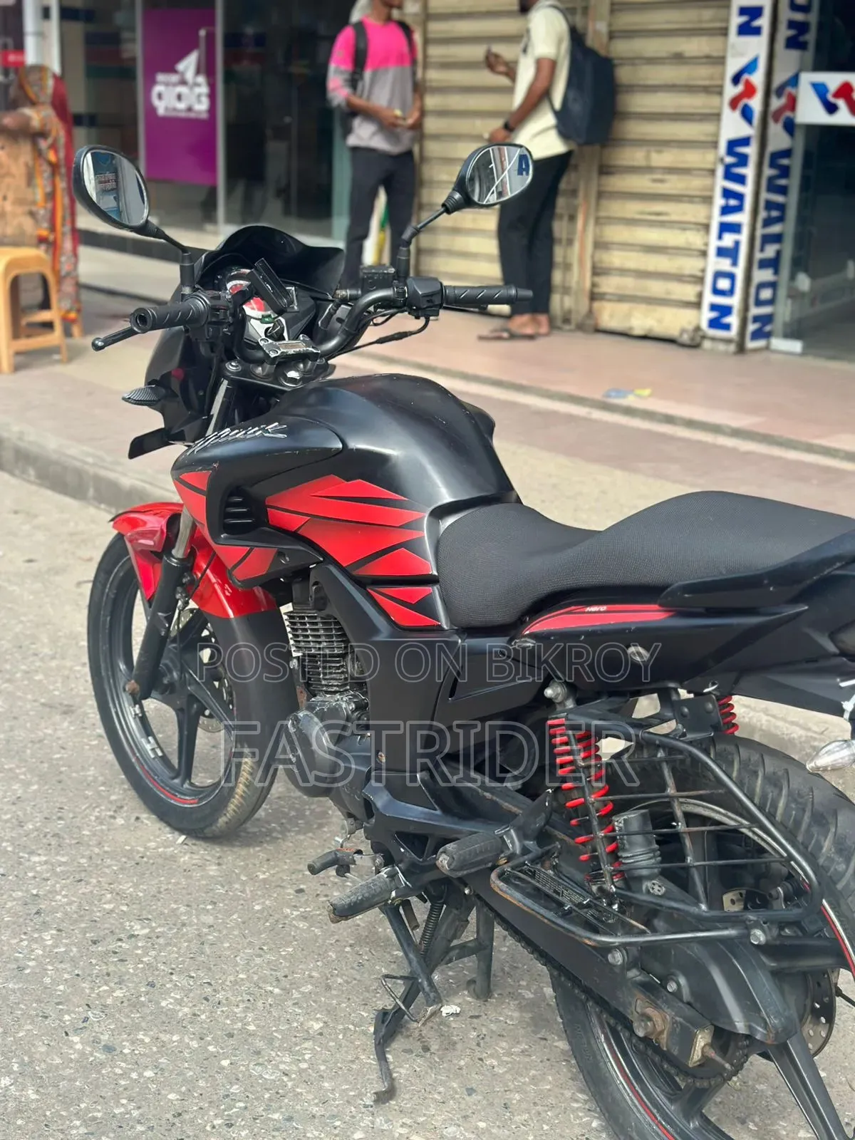 Hero Hunk 2020 Black