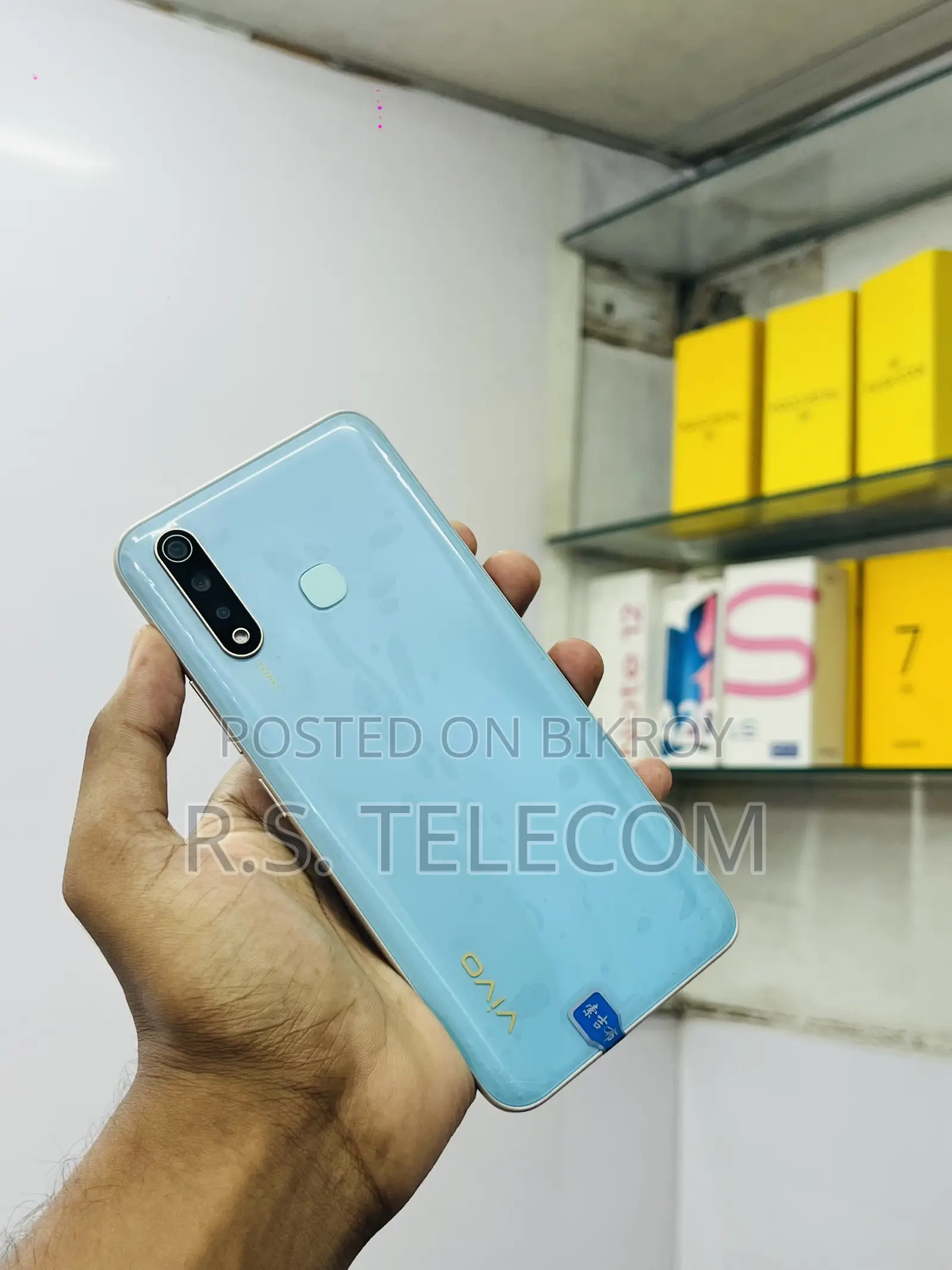 New Vivo Y19 128 GB Green