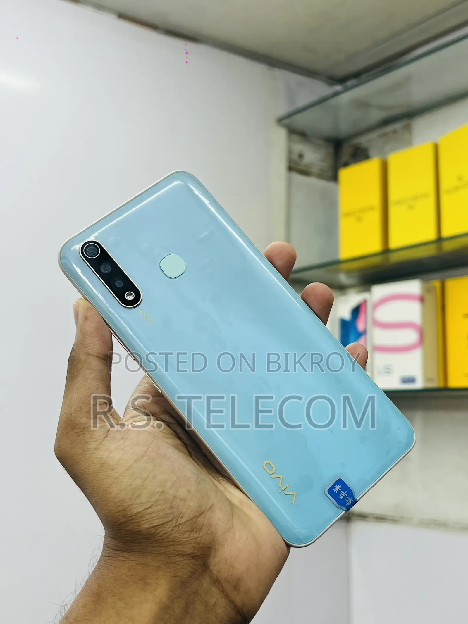 New Vivo Y19 128 GB Green
