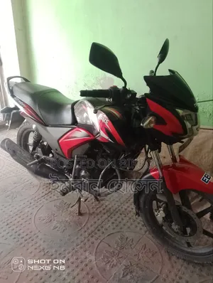 TVS Stryker 125 2018 Red