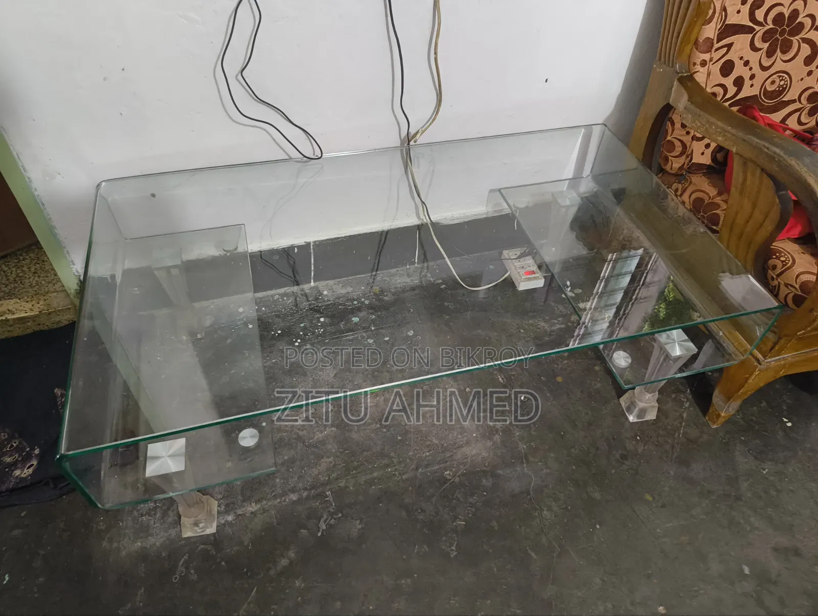 Stylish Center Glass Table for Sale – Good Condition