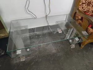 Stylish Center Glass Table for Sale – Good Condition