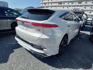 Toyota Harrier 2021 Pearl