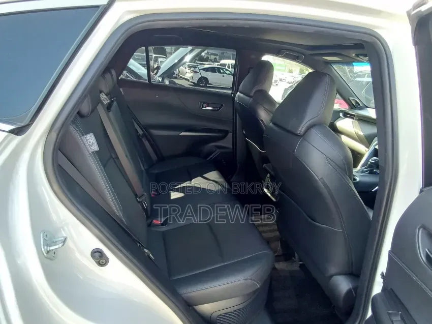 Toyota Harrier 2021 Pearl