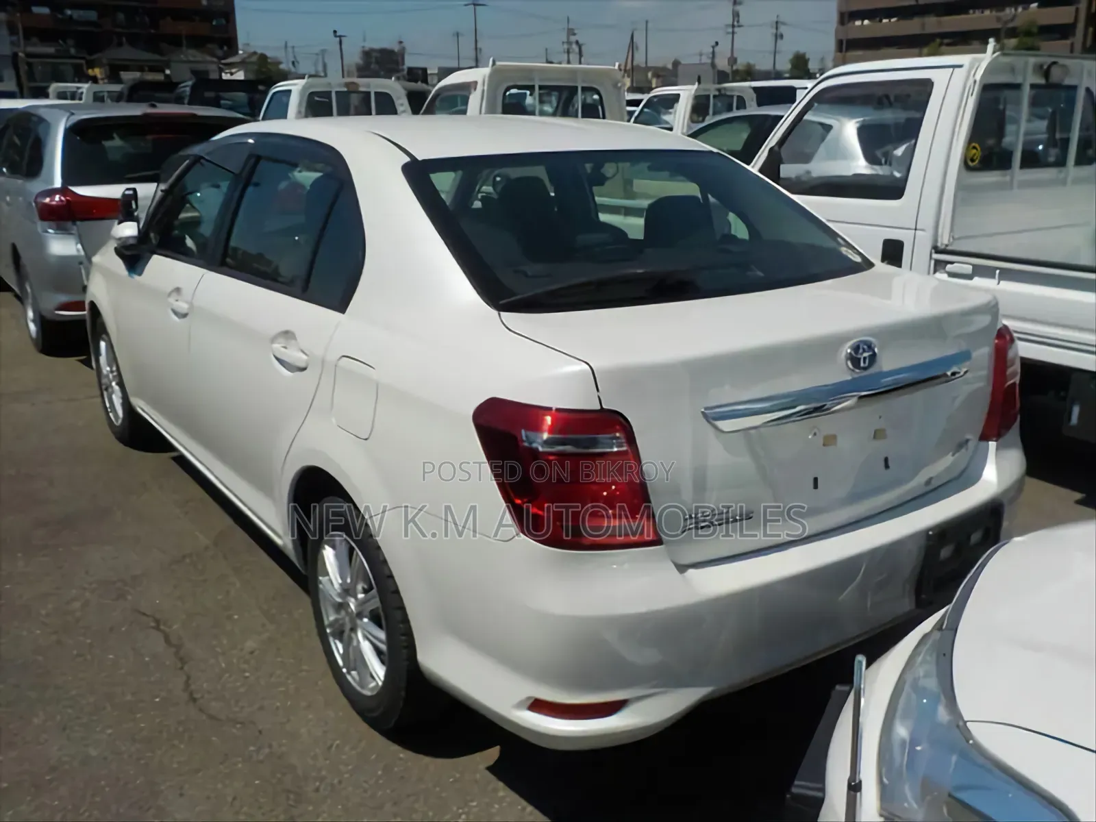 Toyota Axio 2021 Pearl