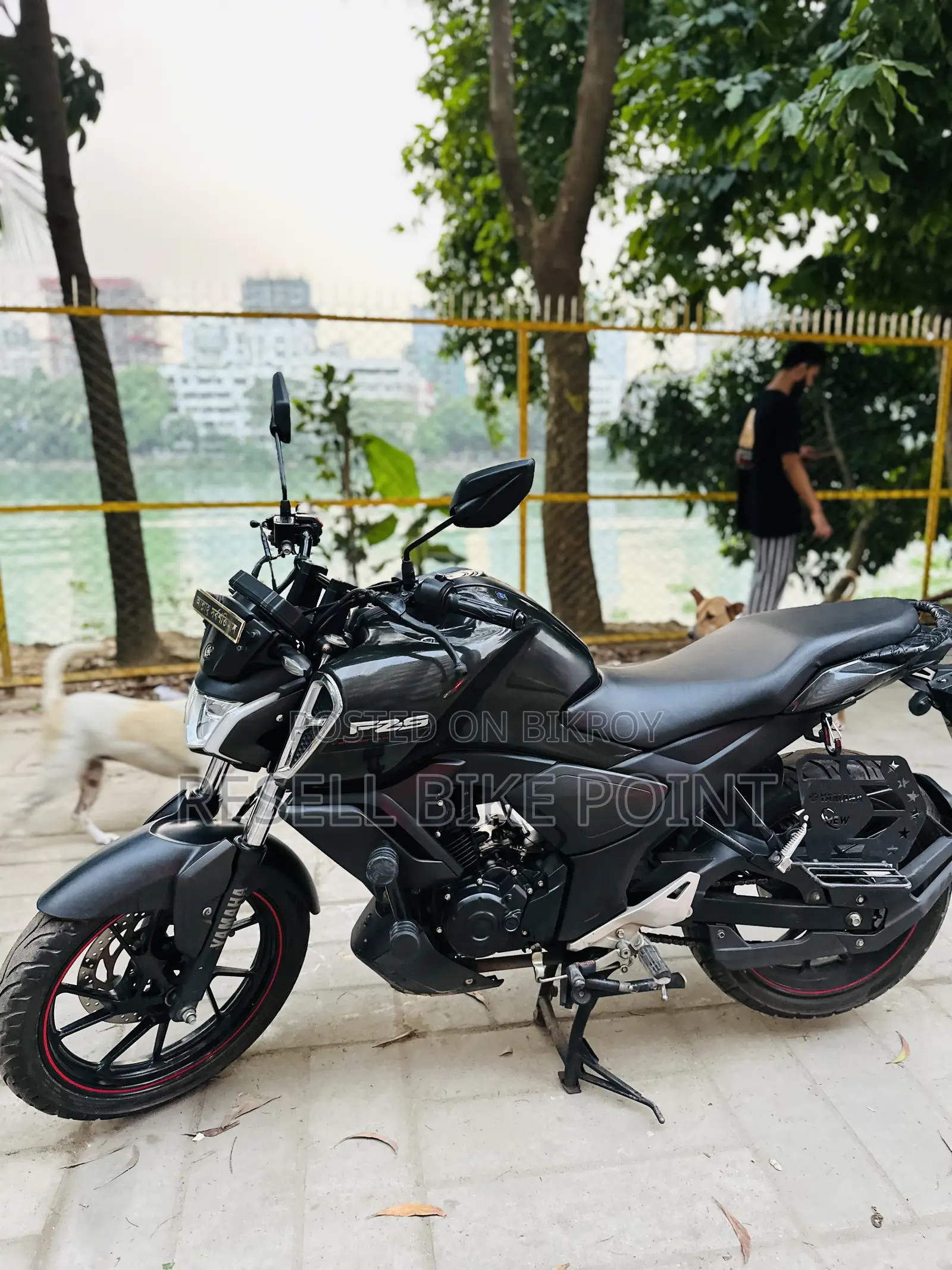 Yamaha FZS V4 2025 Black