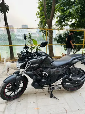 Yamaha FZS V4 2025 Black