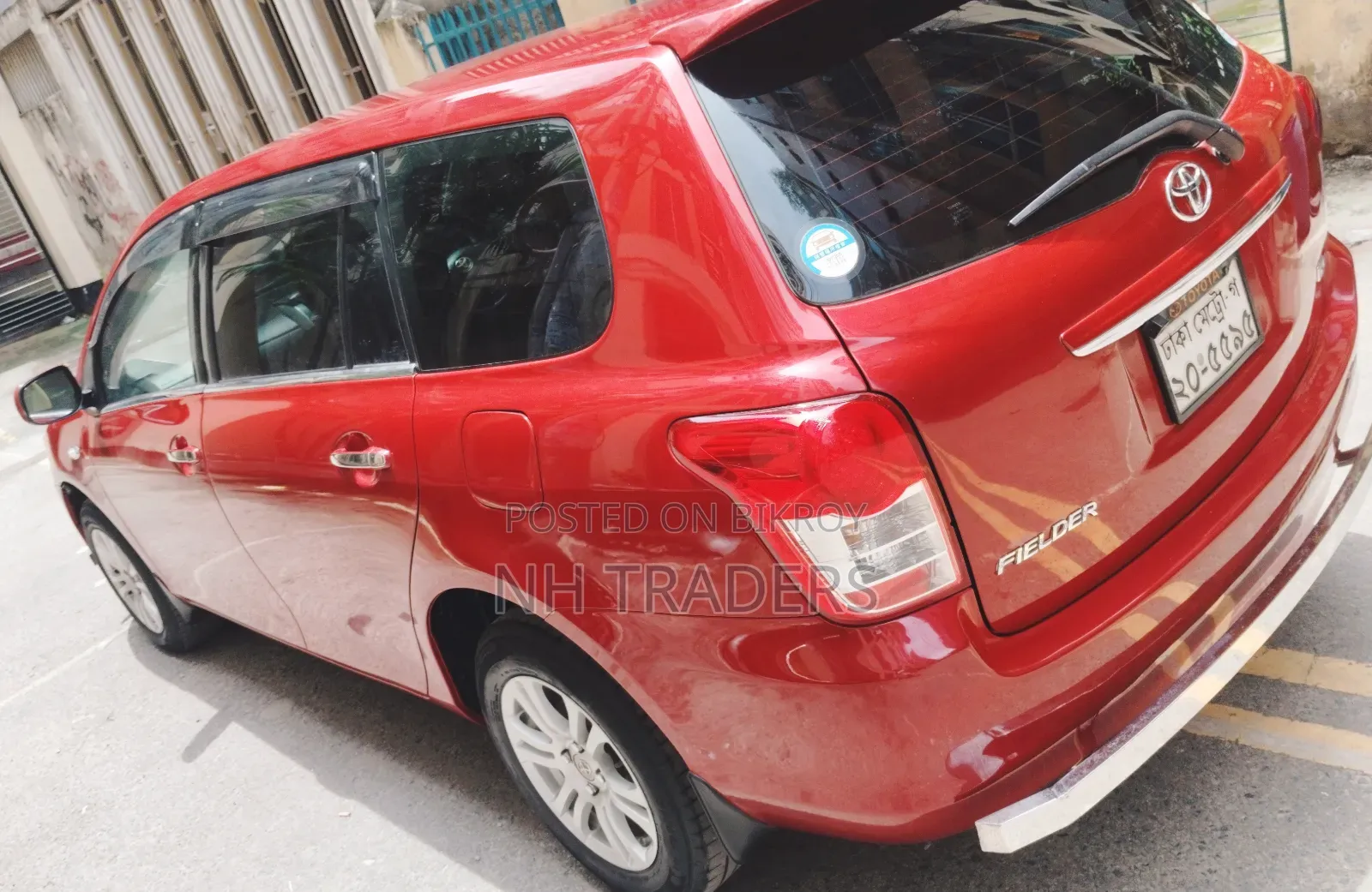 Toyota Axio 2010 Red