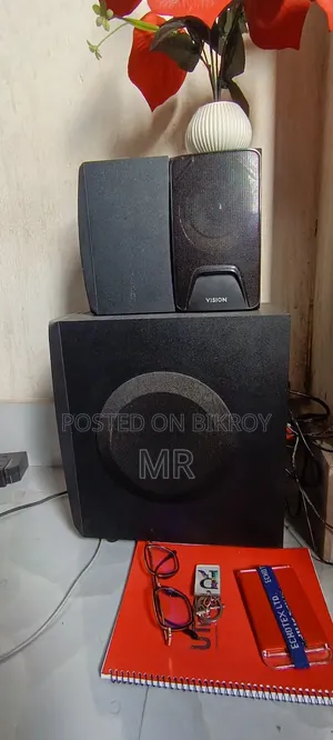 Sound Box...used  Model LOUD :VSN-101