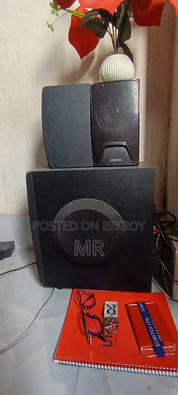 Sound Box...used  Model LOUD :VSN-101