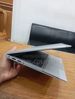 Laptop HP EliteBook 845 G8 8GB AMD Ryzen 5 SSD 256GB