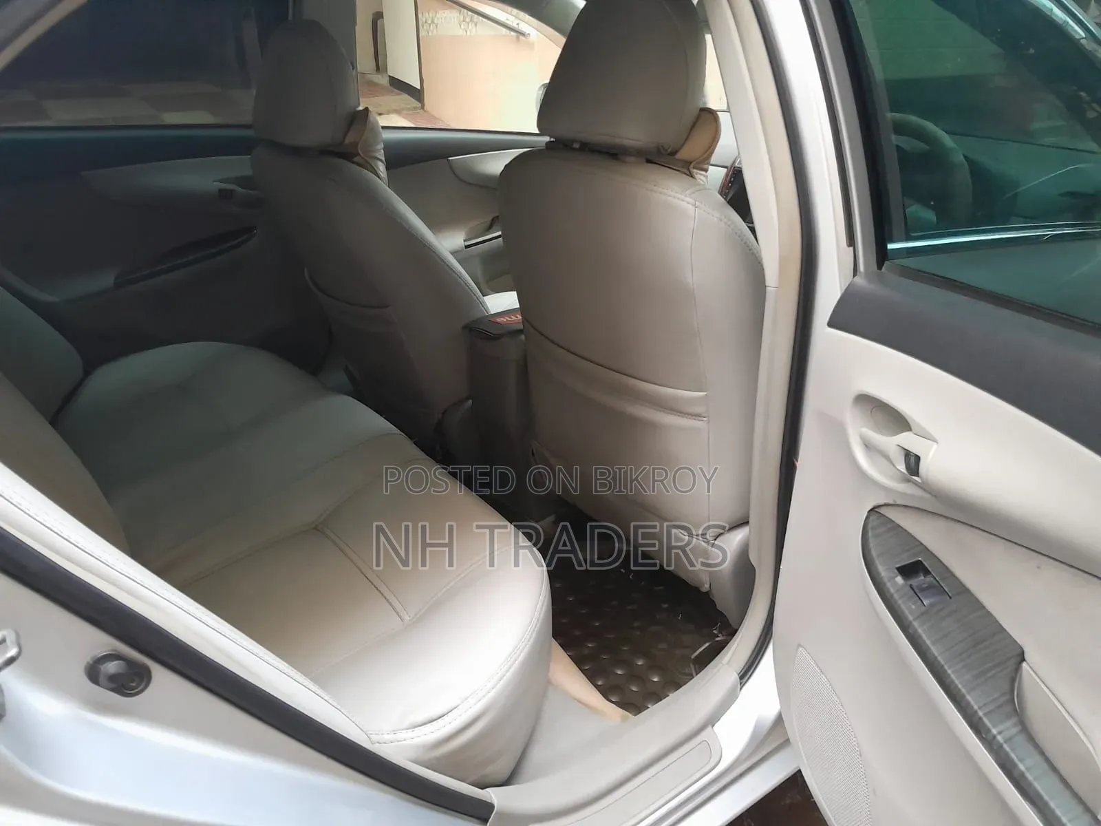 Toyota Axio 2009 Silver
