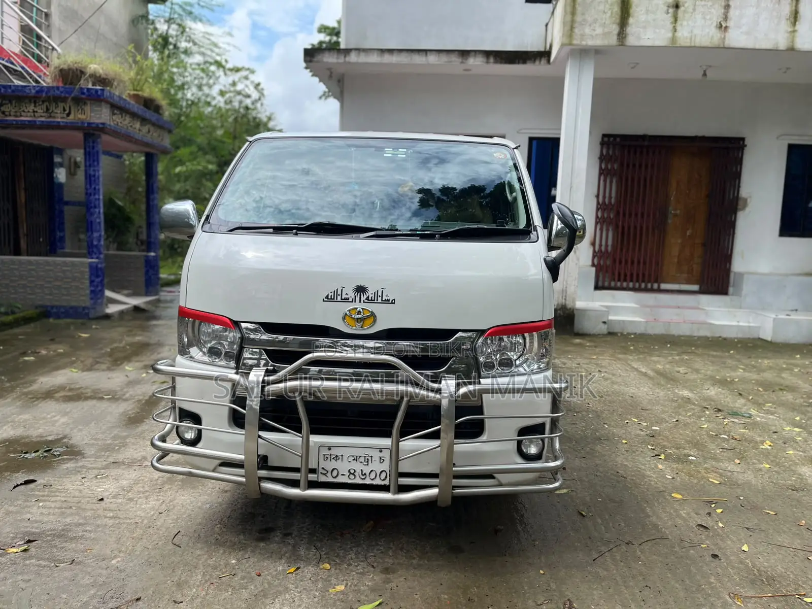 Toyota HiAce 2017