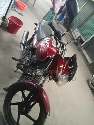 Bajaj Discover 100 2016 Red