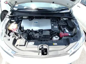 Toyota Prius 2020 Pearl