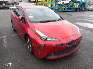 Toyota Prius 2020 Red