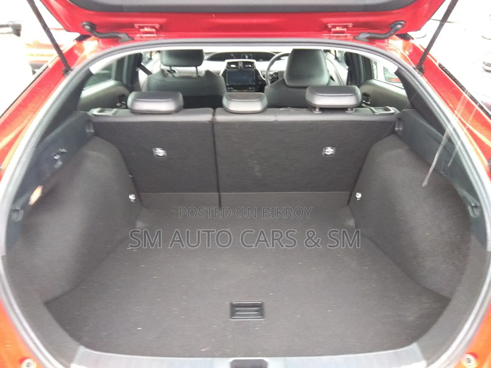 Toyota Prius 2020 Red