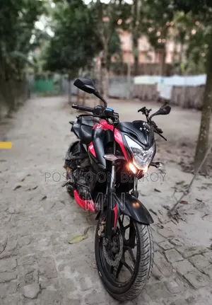 Bajaj Pulsar NS 160 2021 Red
