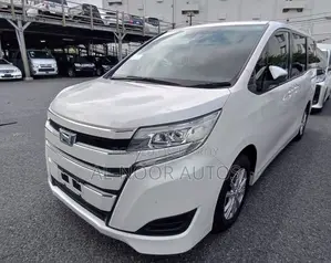 Toyota Noah 1.8 FWD Hybrid (7 seater) 2021 Pearl