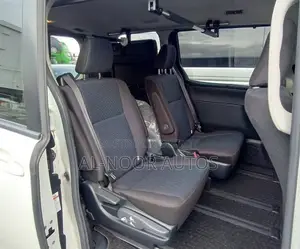 Toyota Noah 1.8 FWD Hybrid (7 seater) 2021 Pearl