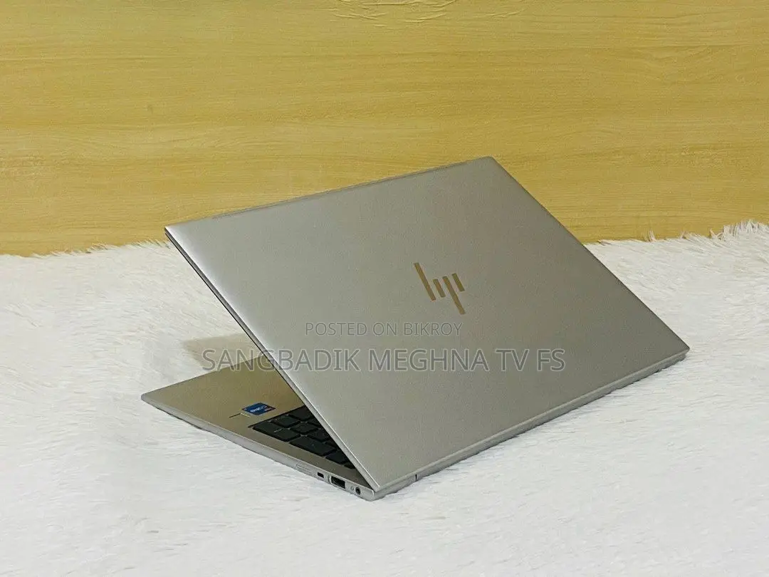 Laptop HP 3GB Intel SSD 256GB