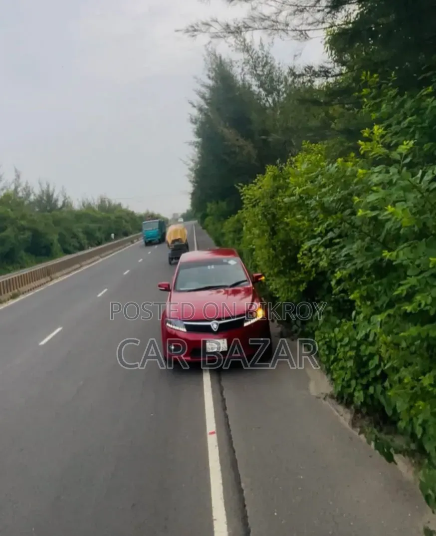 Proton 400 2016 Red