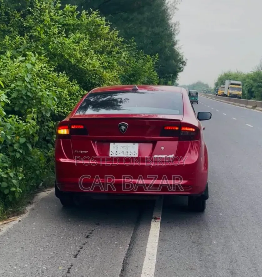 Proton 400 2016 Red
