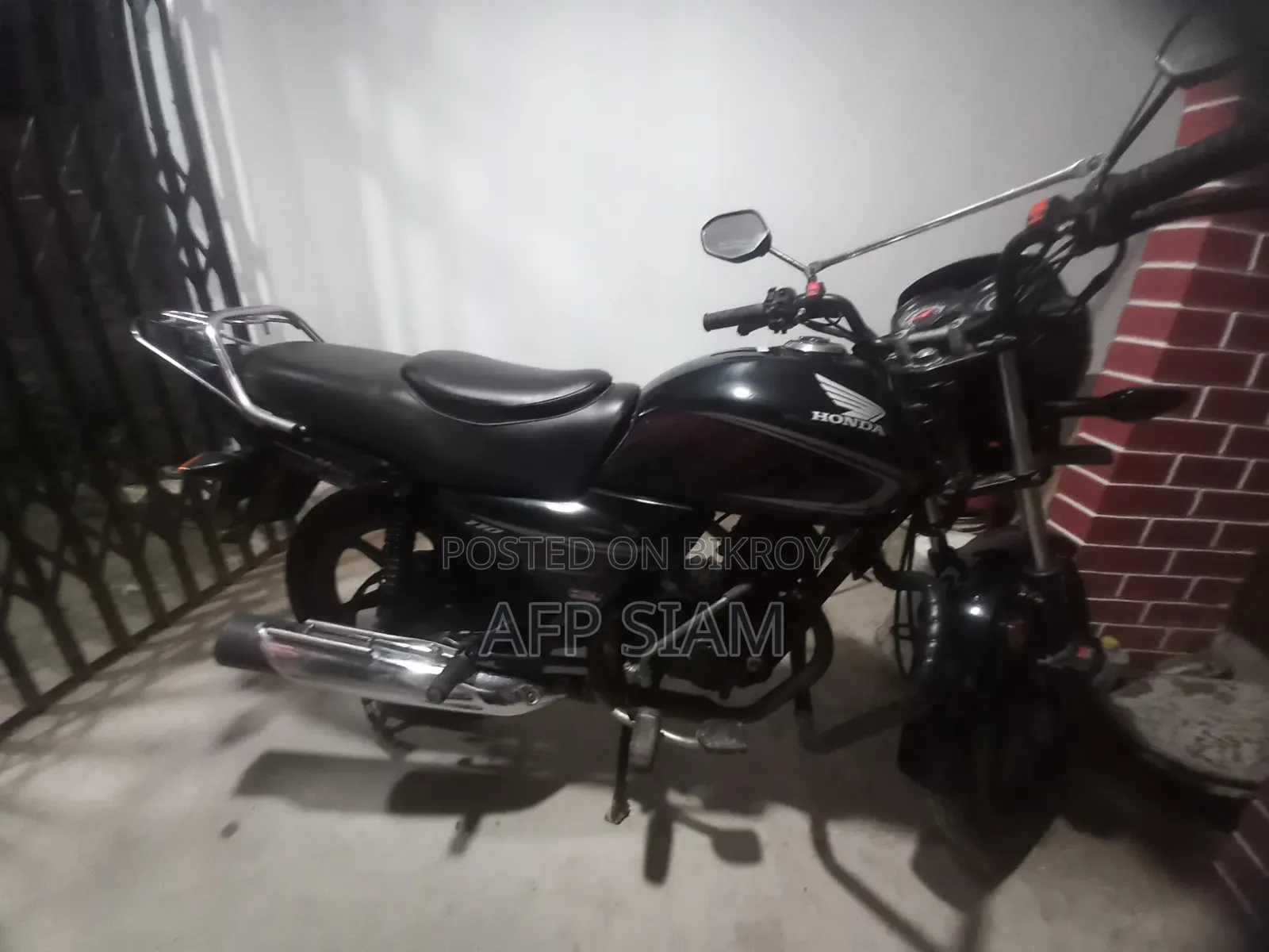 Honda Dream Neo 2014 Black