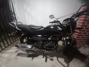 Honda Dream Neo 2014 Black