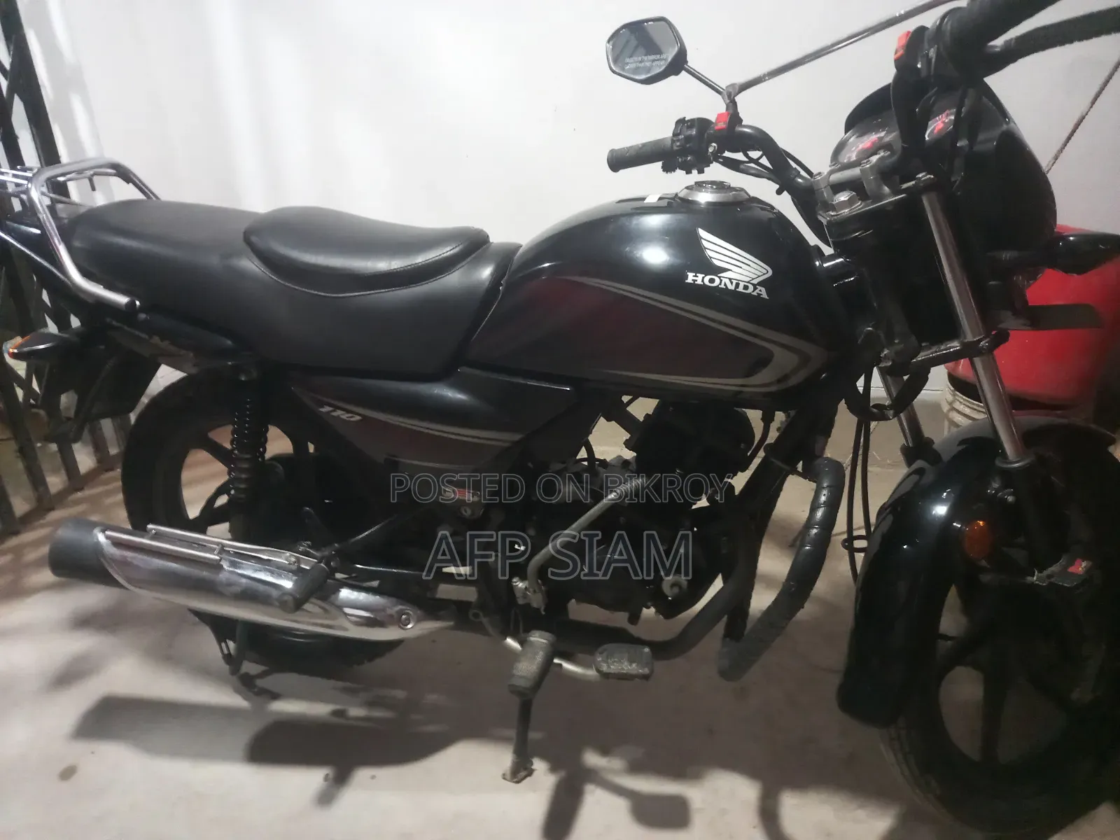Honda Dream Neo 2014 Black