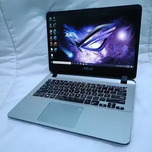 Laptop Asus 4GB Intel SSD 500GB