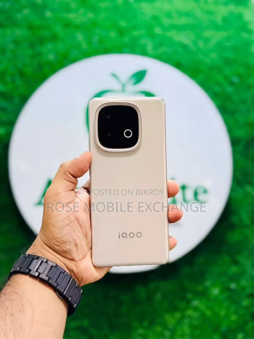Vivo iQOO Neo10 512 GB Bronze