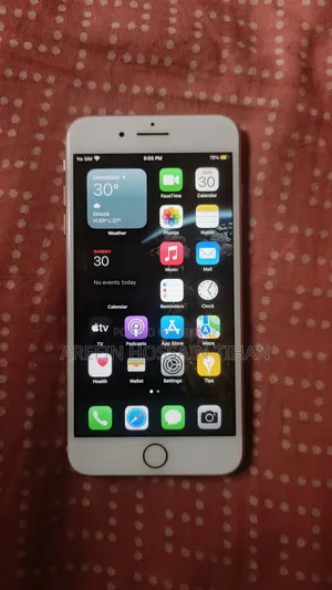 Apple iPhone 8 Plus 64 GB Red