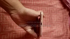 Apple iPhone 8 Plus 64 GB Red