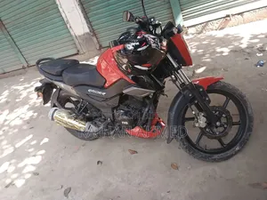 TVS Raider 125 2022 Red