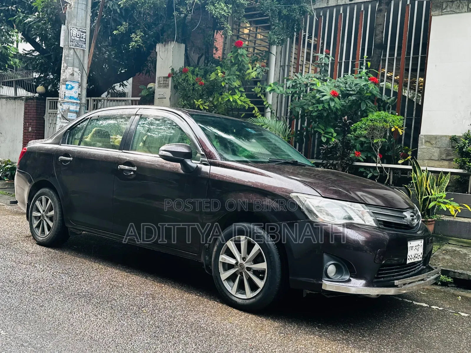 Toyota Axio 2012 Maroon